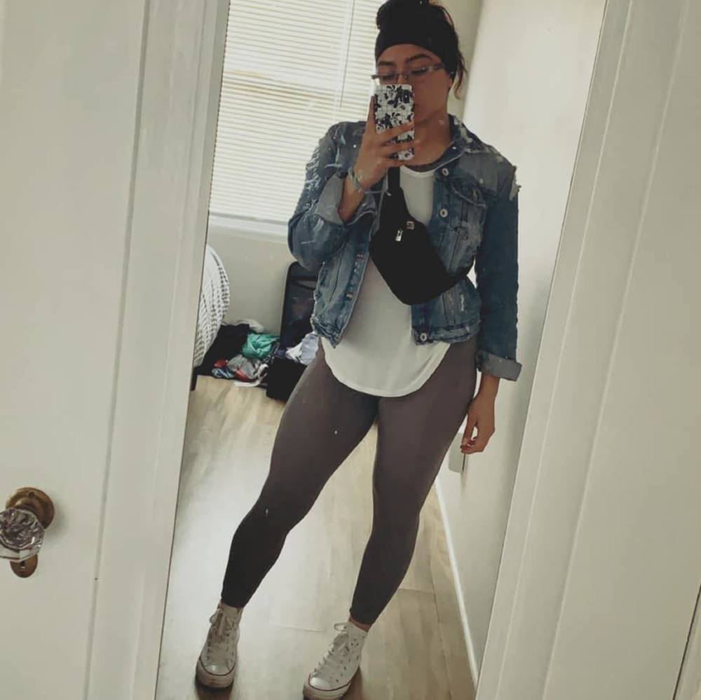 Meet your Posher, Azlhy